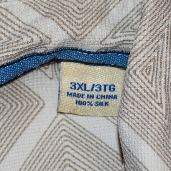 Tommy Bahama‎ Tan/Cream Diamond Pattern Silk Button Front Shirt Sz 3XL - Picture 4 of 4